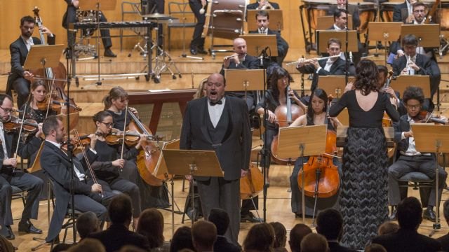 El Gobierno regional homenajea a las víctimas del terrorismo con un concierto a cargo de la Orquesta Sinfónica en el Auditorio Víctor Villegas - 1, Foto 1