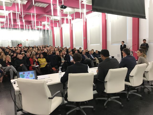 Ayuntamiento, asociaciones y organizaciones empresariales se unen para hacer de Lorca una ciudad mejor para sus mayores - 2, Foto 2