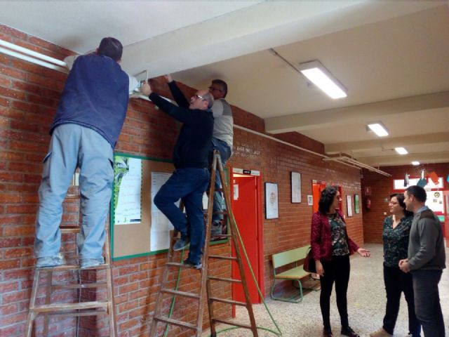 El Colegio de Balsicas soluciona su problema eléctrico - 1, Foto 1