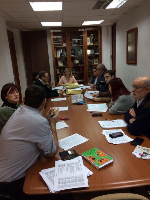 La Junta de Gobierno Local de Molina de Segura inicia la contratación del Servicio de Teleasistencia Domiciliaria - 1, Foto 1