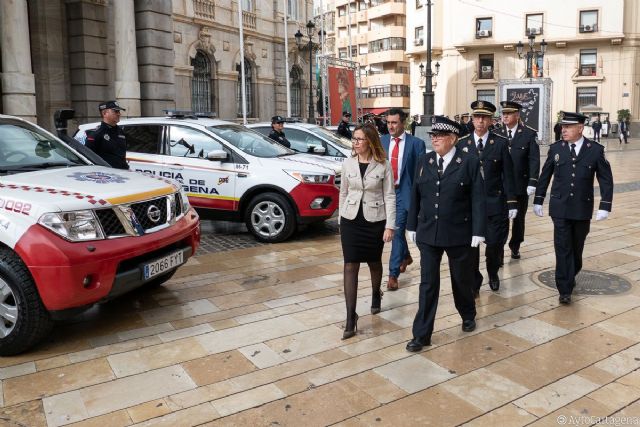La figura de la mujer en la Policía Local protagoniza la celebración del día de su patrón, San Leandro - 1, Foto 1