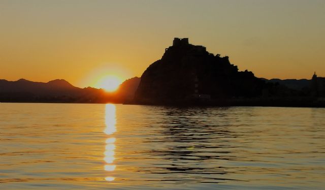 Sonia López logra el primer premio del concurso fotográfico Atardecer desde el mar - 3, Foto 3