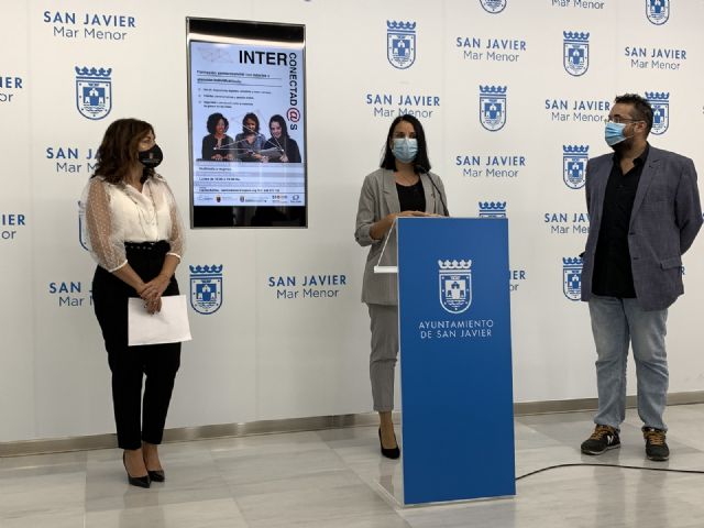 El programa Interconectad@s , de formación digital a mujeres vulnerables, se celebrará en San Javier, Torre Pacheco y Murcia - 2, Foto 2