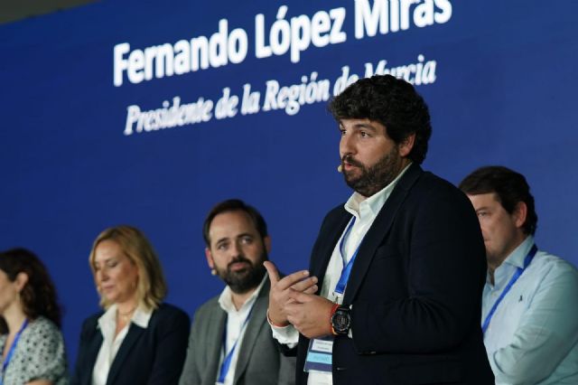 López Miras apuesta por hacer más España a través del Estado de las Autonomías ante un Gobierno irresponsable que no las trata por igual - 1, Foto 1