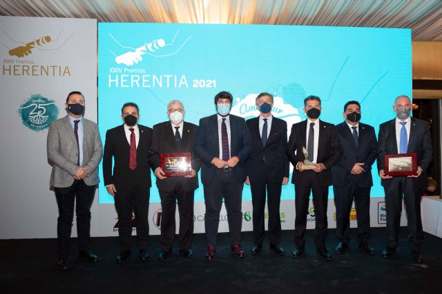 López Miras defiende que la empresa familiar ha sostenido la economía en la crisis y también será el motor de la recuperación - 2, Foto 2