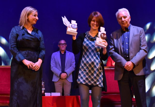 Carasses Teatro triunfa en el certamen nacional amateur Juan Baño con los premios de mejor actriz y mejor espectáculo - 5, Foto 5