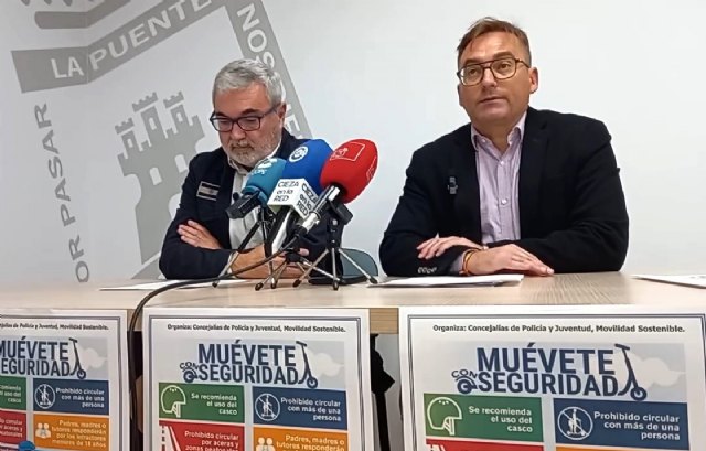 Presentan una campaña informativa sobre el uso del patinete eléctrico en Cieza - 1, Foto 1