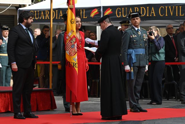 López Miras destaca la deuda de gratitud de la Región de Murcia con la Guardia Civil - 2, Foto 2