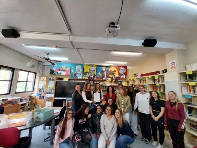 El Ayuntamiento de Murcia premia al CEIP Andrés Baquero y al IES Mariano Baquero Goyanes en la X edición de los concursos Educando para la Igualdad y Construyendo la Igualdad - 1, Foto 1