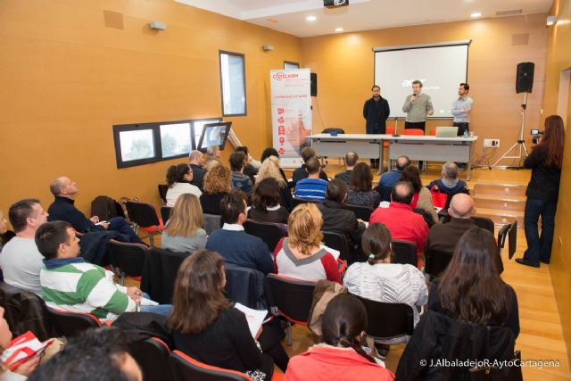 Un taller acerca Facebook Ads a emprendedores y empresarios del municipio - 1, Foto 1