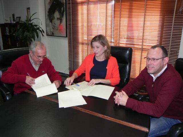 El Ayuntamiento de Molina de Segura firma un convenio de colaboración con la Asociación para un Envejecimiento Activo y Saludable - 3, Foto 3