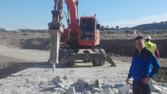 El Ayuntamiento de Campos del Río comienza las obras de recuperación ambiental del Río Mula - 1, Foto 1