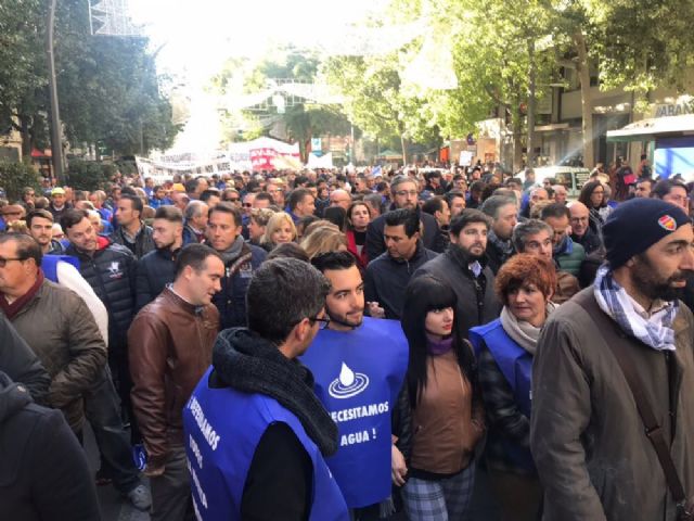 Fulgencio Gil: el Ayuntamiento de Lorca y este alcalde estaremos siempre al lado de los regantes y trabajadores del sector primario para reivindicar sus exigencias donde sea necesario - 2, Foto 2