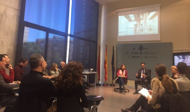 Reunión con los directores de los centros de enseñanza de régimen especial - 1, Foto 1