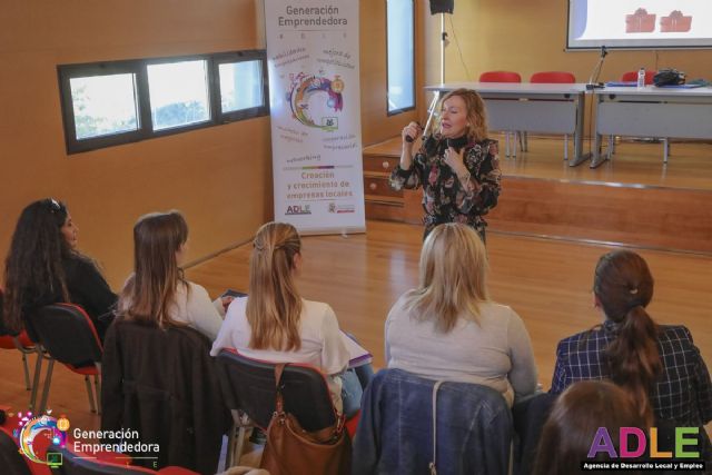 Generación Emprendedora organiza un taller para enseñar a gestionar el tiempo a los empresarios locales - 1, Foto 1