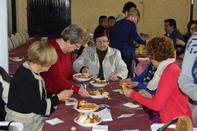 Una tarde de lo más dulce entre mujeres - 2, Foto 2
