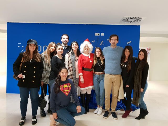 Rotaract Murcia lleva a cabo ´Una Navidad Solidaria´ ayudando a niños y enfermos - 1, Foto 1