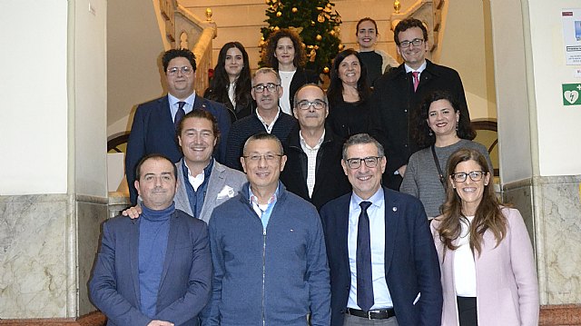 La Universidad de Murcia recibe al traductor de lengua china de la corona inglesa - 1, Foto 1