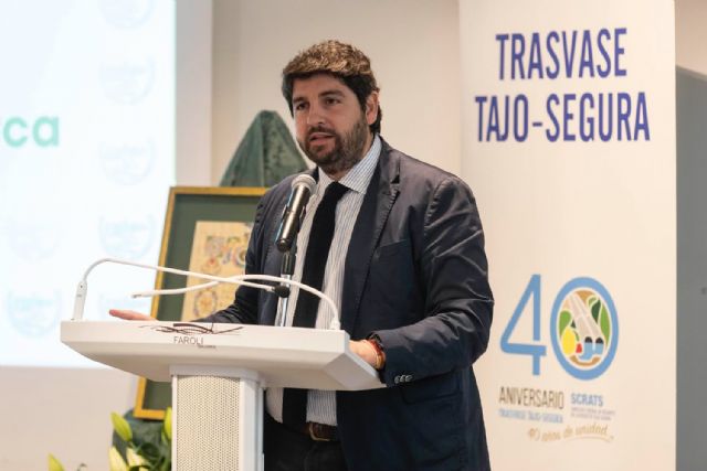 López Miras clausura el acto conmemorativo del 40 aniversario del Tajo-Segura en la comunidad de regantes de Lorca - 1, Foto 1