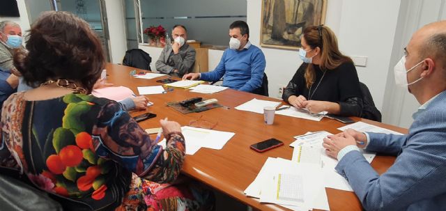 El alcalde de Molina de Segura reclama el aumento del número de expediciones de los autobuses interurbanos - 1, Foto 1