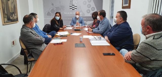 El alcalde de Molina de Segura reclama el aumento del número de expediciones de los autobuses interurbanos - 2, Foto 2