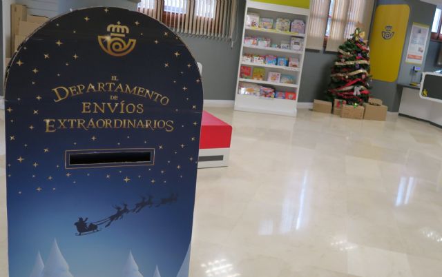 Correos instala en cuatro oficinas de la capital murciana buzones de Navidad - 1, Foto 1