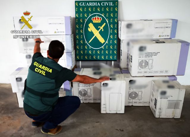 La Guardia Civil esclarece la sustracción de gran cantidad de equipos de aire acondicionado y deshumificadores - 3, Foto 3