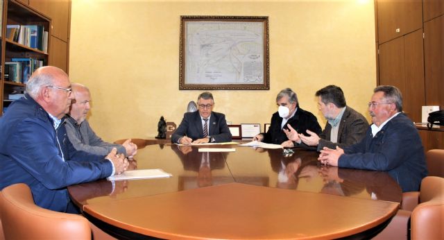 Urrea ha mantenido una reunión de trabajo con la Comunidad de Regantes de Lorca - 1, Foto 1