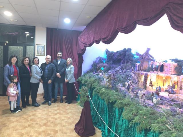 La Cofradía Cristo de la Misericordia y Santísima Virgen de la Piedad estrena Belén - 1, Foto 1