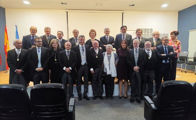 Salud destaca la gran trayectoria asistencial, docente e investigadora del doctor Sergio Cánovas, nuevo miembro de la Real Academia de Medicina y Cirugía de Murcia - 1, Foto 1