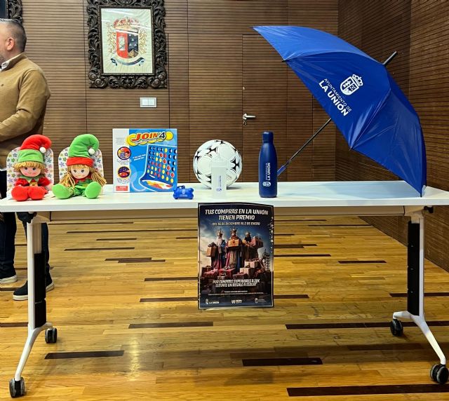 El Ayuntamiento lanza la campaña navideña ´Tus compras en La Unión tienen premio´ que impulsará el comercio local - 3, Foto 3