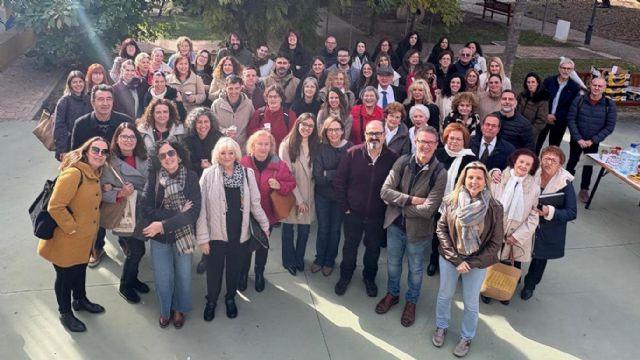 Cerca de 80 profesionales se reúnen para fomentar el bienestar desde una perspectiva de salud en Atención Primaria - 2, Foto 2
