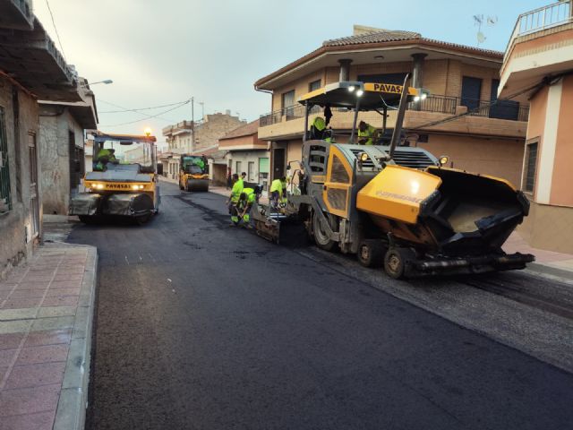 El Ayuntamiento renueva el asfalto en la calle Las Casas de Sangonera la Verde mejorando la seguridad de los usuarios - 3, Foto 3