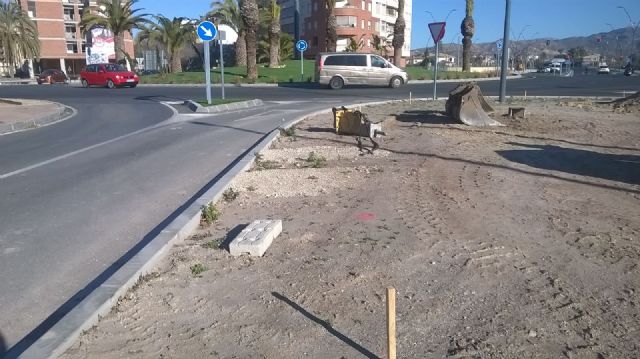 Las gestiones de IU-Verdes logran que se amplíe la calzada en la conexión de la rotonda de San Fernando con el Camino del Quijero - 1, Foto 1