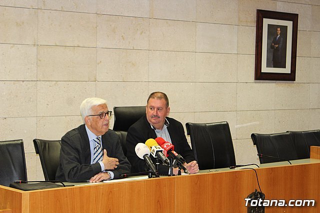 El Ayuntamiento suscribe un convenio de colaboración con la Dirección General de Catastro, Foto 2