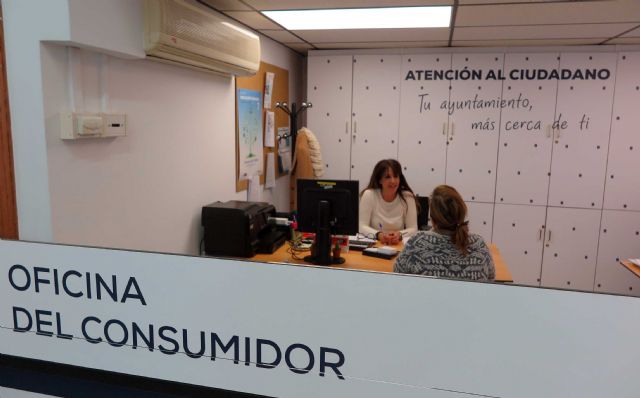 La Oficina del Consumidor de Caravaca atendió el pasado año a 3.350 vecinos, que formalizaron 371 reclamaciones de compras y contratación de servicios - 1, Foto 1
