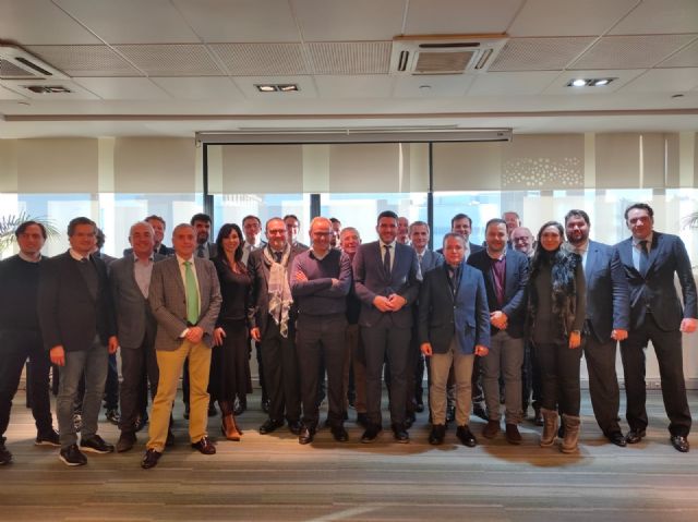 El consejero Antonio Luengo explica el Decreto del Mar Menor en el encuentro Tapa Inmobiliaria de la Asociación de Promotores - 1, Foto 1