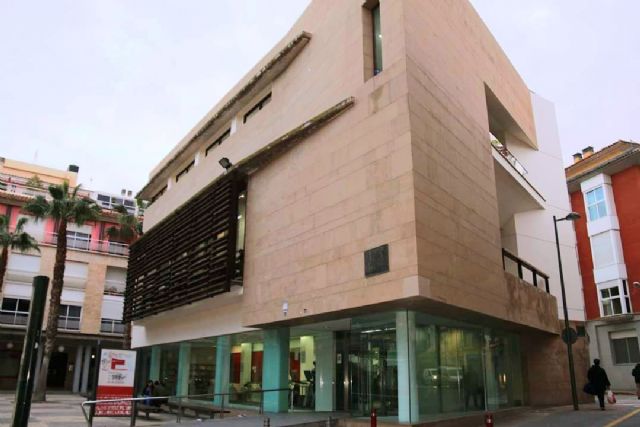 El Ayuntamiento de Lorca renueva los equipos informáticos de las 11 bibliotecas que componen la Red Municipal - 1, Foto 1