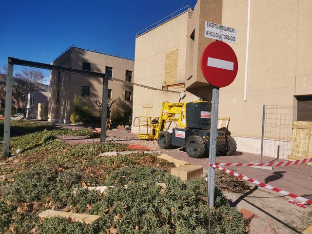 UGT Servicios Públicos denuncia que las obras del Hospital del Noroeste ponen en riesgo a personal y usuarios - 2, Foto 2