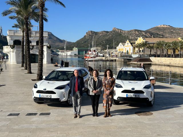 El puerto de Cartagena incorpora cuatros vehículos eficientes a su flota para mejorar la labor del personal de la Autoridad Portuaria - 1, Foto 1