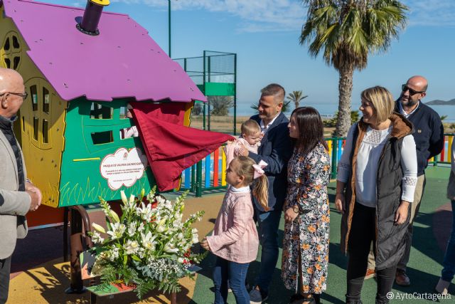 Un parque de Los Urrutias lleva el nombre de la niña Valeria Galindo, fallecida a los 7 años de una grave enfermedad - 1, Foto 1