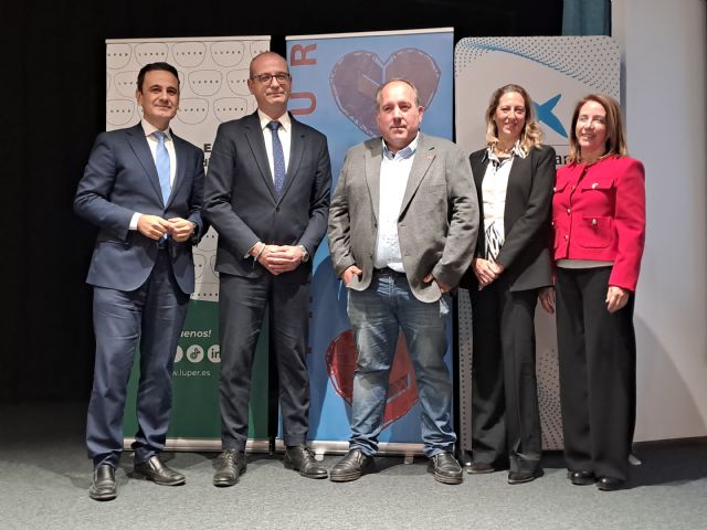 El consejero de Educación inaugura la jornada de Direcmur sobre innovación para liderar - 1, Foto 1