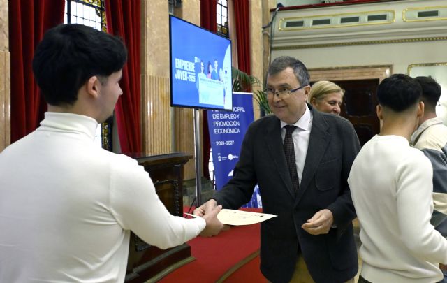 Proyectos sobre inclusión, salud mental y mayores, ganadores de los premios del III Concurso Emprende Joven. Edición Murcia 1200 - 2, Foto 2