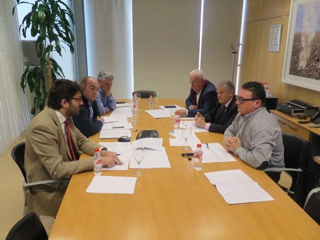 Turismo y Deportes colaboran para establecer un calendario de competiciones para 2016 orientado a reducir la estacionalidad - 1, Foto 1