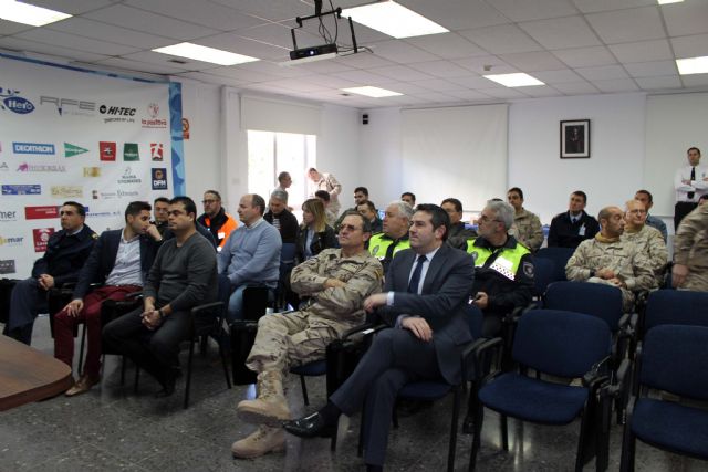 Presentada oficialmente la IV Carrera Popular Base Aérea de Alcantarilla, que se celebrará el próximo domingo 19 de febrero, con salida y meta en nuestra ciudad - 5, Foto 5