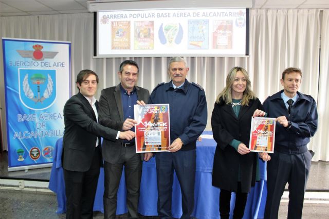 Presentada oficialmente la V Carrera Popular Base Aérea de Alcantarilla, que se celebrará el próximo domingo 25 de febrero, con salida y meta en nuestra ciudad - 1, Foto 1