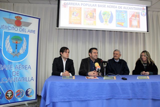 Presentada oficialmente la V Carrera Popular Base Aérea de Alcantarilla, que se celebrará el próximo domingo 25 de febrero, con salida y meta en nuestra ciudad - 3, Foto 3