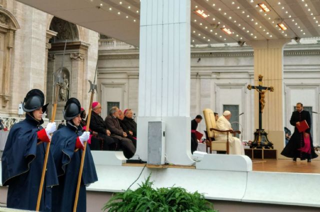 Caravaca de la Cruz entrega el óbolo del Año Jubilar al Papa Francisco - 3, Foto 3