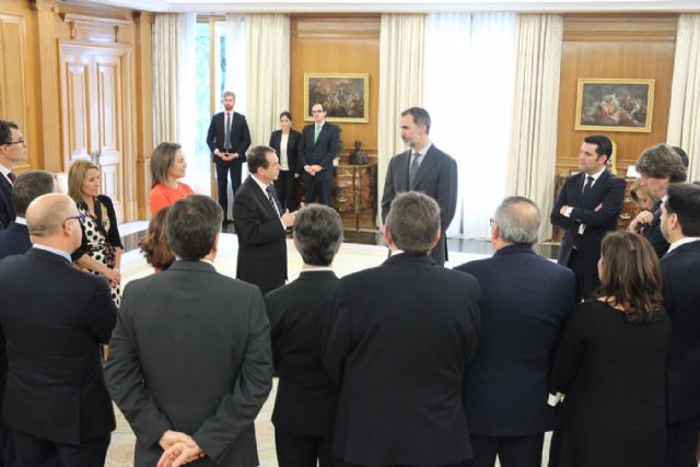Don Felipe recibe a la Junta de Gobierno de la FEMP - 2, Foto 2