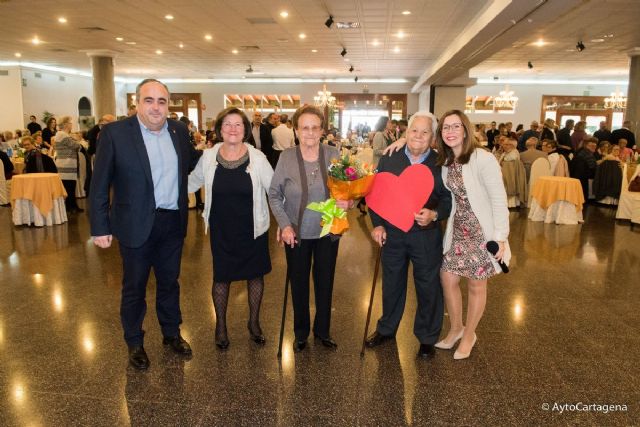 Los mayores del municipio celebran su San Valentin - 1, Foto 1